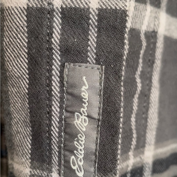 Eddie Bauer Shirt Men’s Classic Fit Long Sleeve Button Up Flannel Size L - Picture 10 of 13